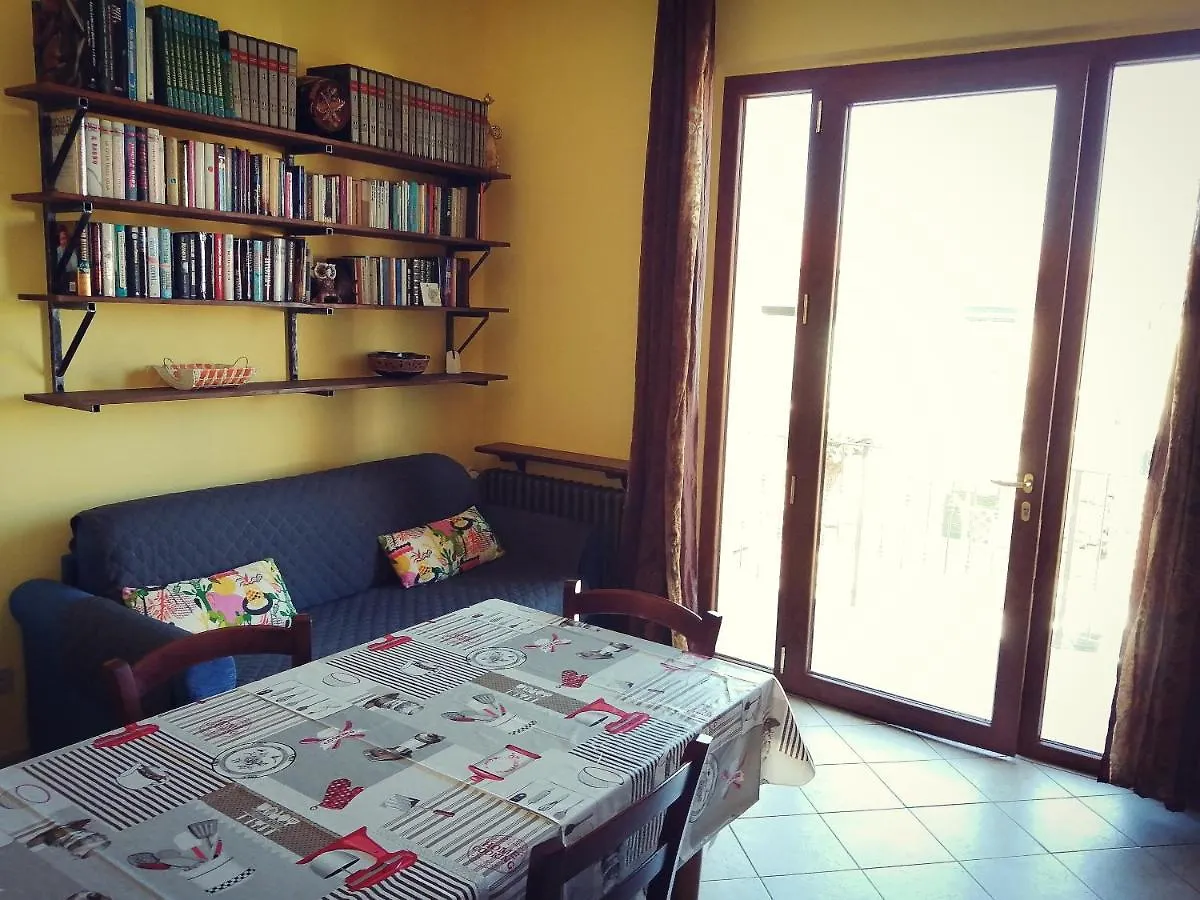 Bilocale Primo Piano Marina Di Cecina Apartment Cecina