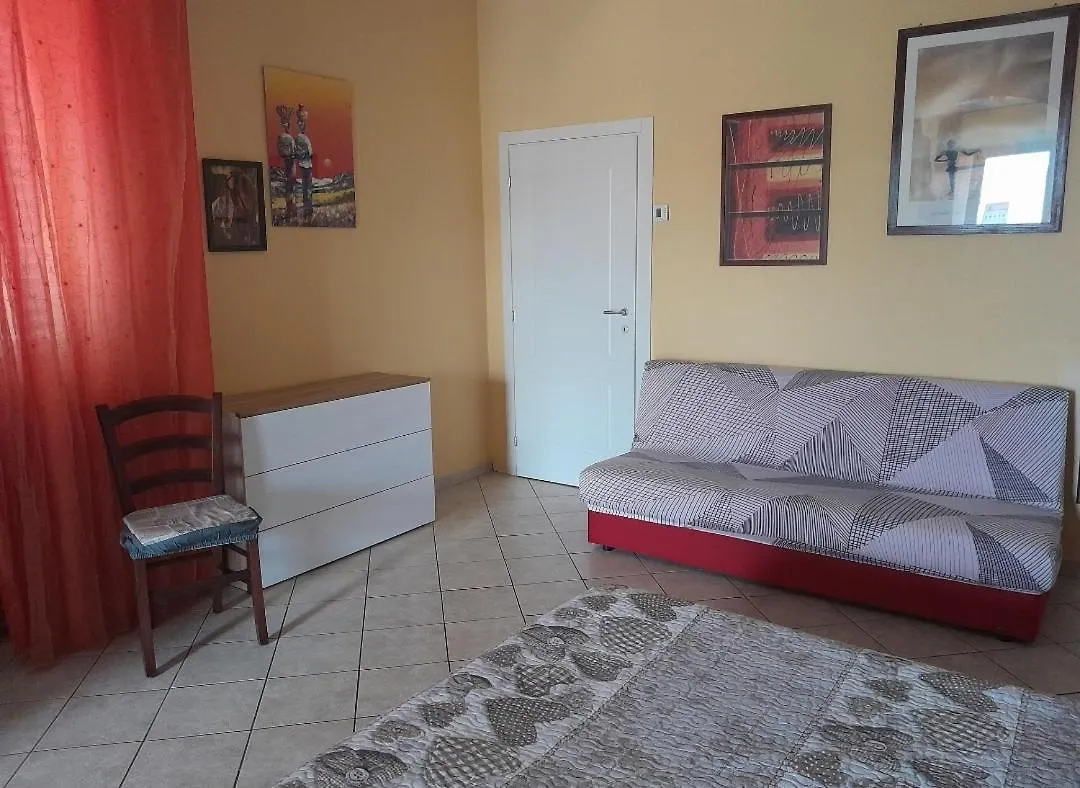 Bilocale Primo Piano Marina Di Cecina Apartment Cecina